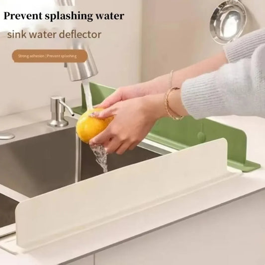 Silicone Sink Baffle Splash Guard Oil-Proof with Suction Cup Pool Water Baffle Bar Kitchen Supplies