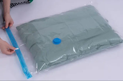 Vacuum Storage Bag Vacuum Bags for Travel with Hand Pump 5Pcs